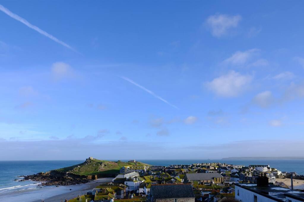 Luxurious Apartment, 180° Views & Parking Apartment St Ives (Cornwall)