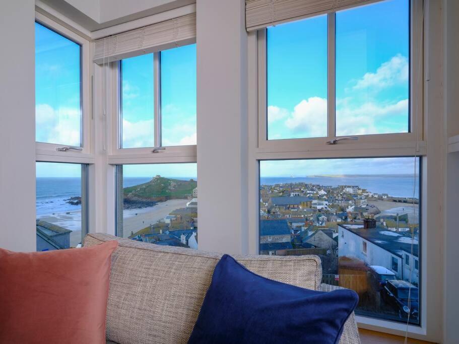 Luxurious Apartment, 180° Views & Parking