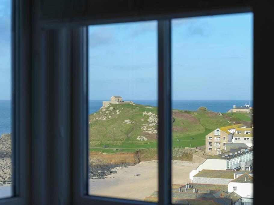 Luxurious Apartment, 180° Views & Parking