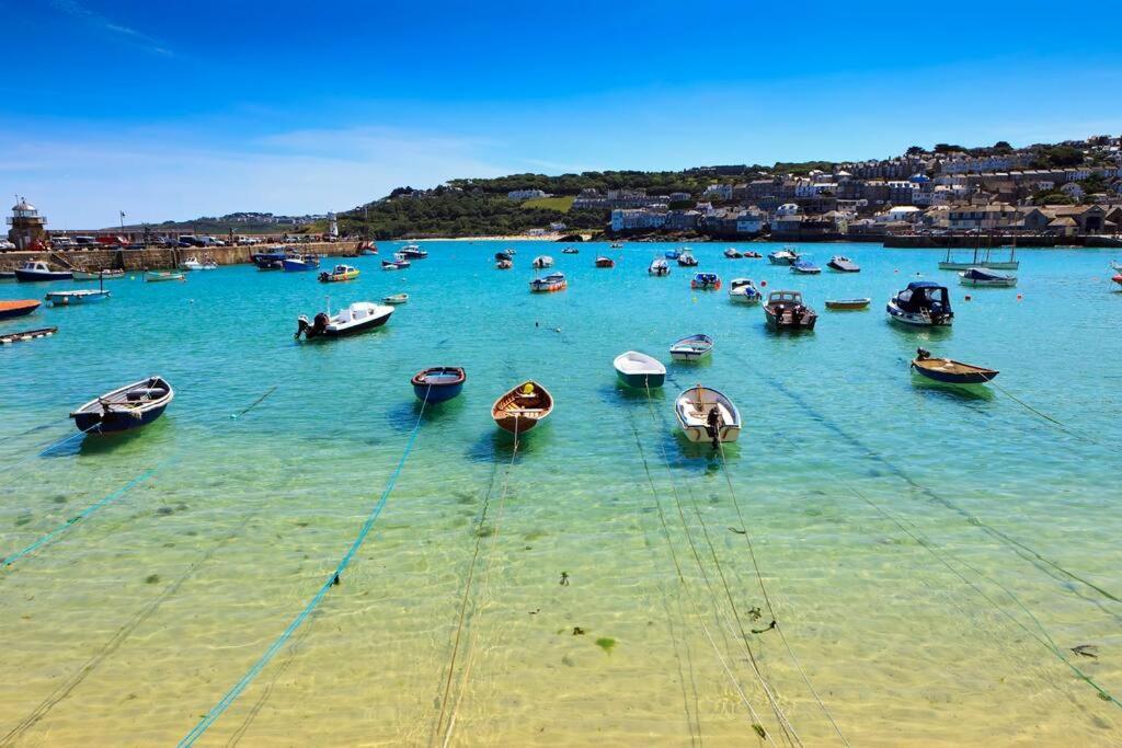Luxurious Apartment, 180° Views & Parking Apartment St Ives (Cornwall)