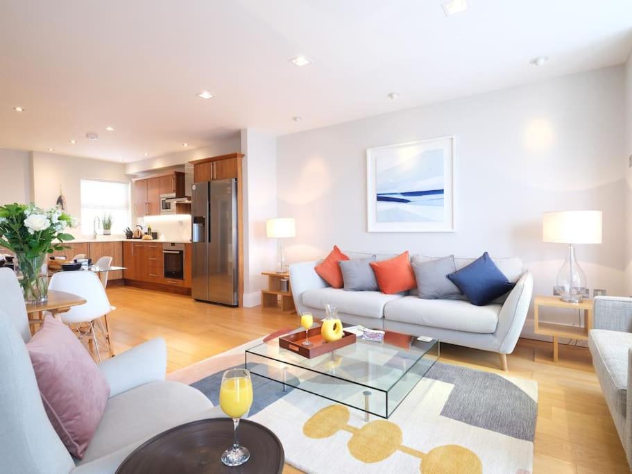 Luxurious Apartment, 180° Views & Parking Apartment St Ives (Cornwall)